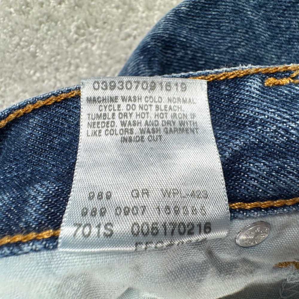 Levi's 517 Bootcut Jeans Mens 32x31 Blue Denim Classic Fit 5-Pocket Cotton Y2K - Picture 11 of 16